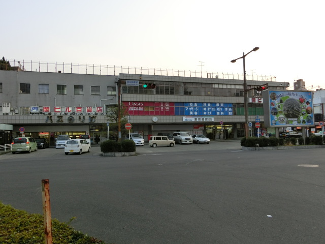 駅舎 (北口)