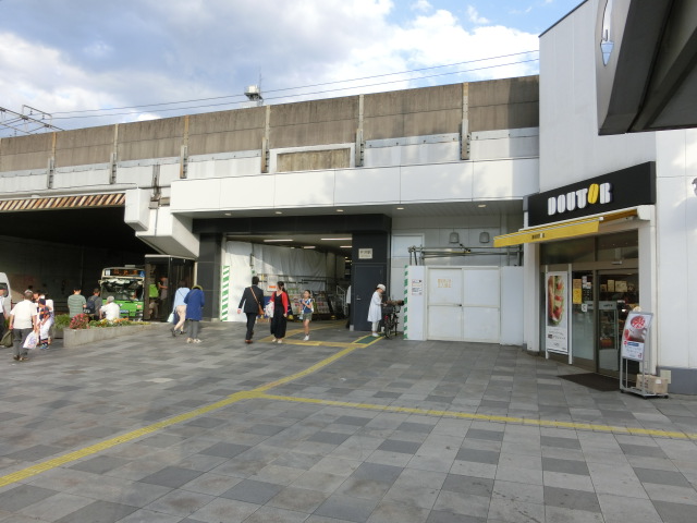 駅舎 (北口)