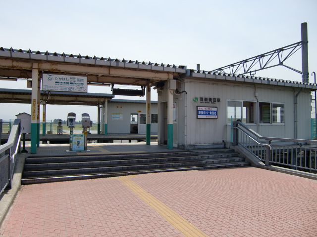 駅舎 (北口)