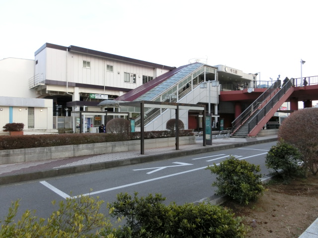 駅舎 (西口)