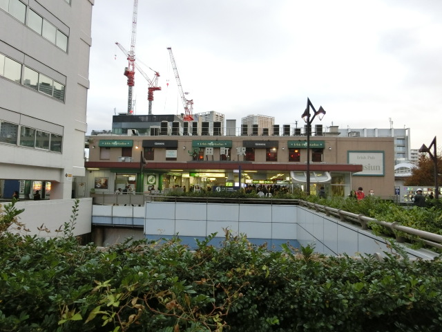 駅舎 (三田口 (西口))