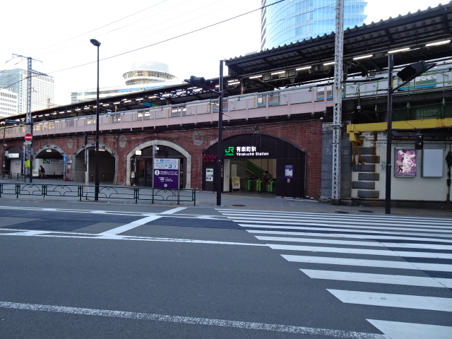 駅舎 (日比谷口)
