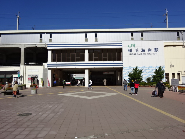 駅舎 (南口)