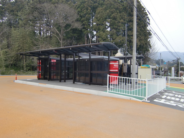 BRT下りホーム全景