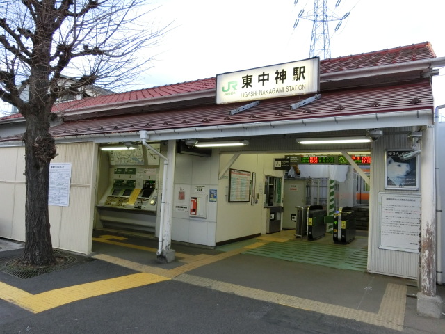 駅舎 (南口)