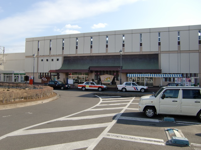 駅舎 (神社参道口)