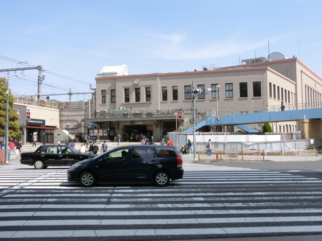 駅舎 (広小路口)