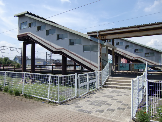 自由通路東側出入口