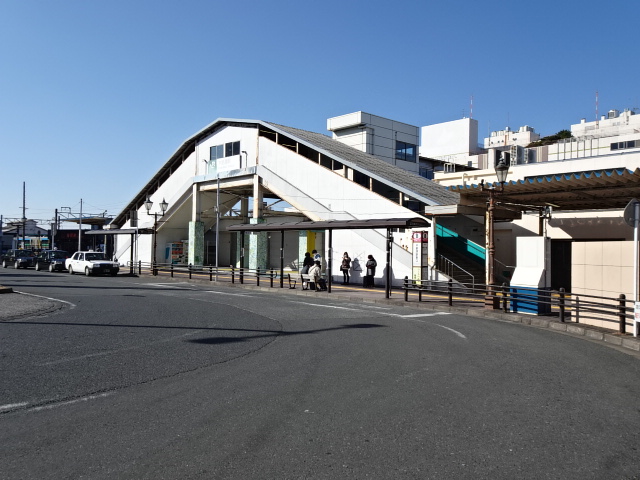 駅舎 (東口 (太田山口))