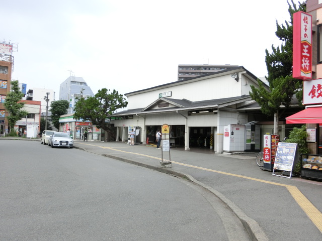 駅舎 (西口)