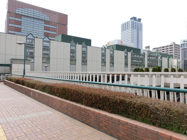 駅舎 (中央口 (北))