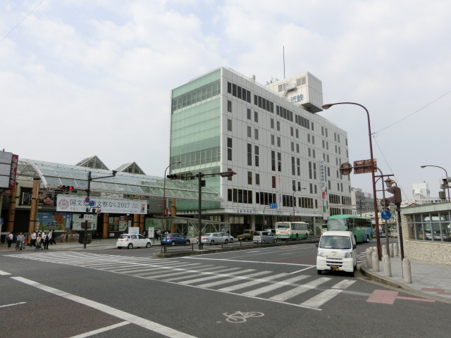 駅舎 (出入口3東)